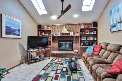 7940 Deerhurst Pl, Maineville, OH 45039 photo 9