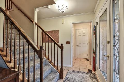 7940 Deerhurst Pl, Maineville, OH 45039 photo 3