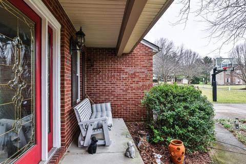 7940 Deerhurst Pl, Maineville, OH 45039 photo 32