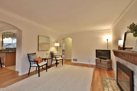 4237 Paxton Ave, Cincinnati, OH 45209 photo 4