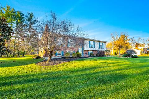 7712 Shadowhill Way, Montgomery, OH 45242 photo 2