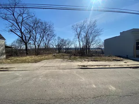 4233 Eastern Ave, Cincinnati, OH 45226