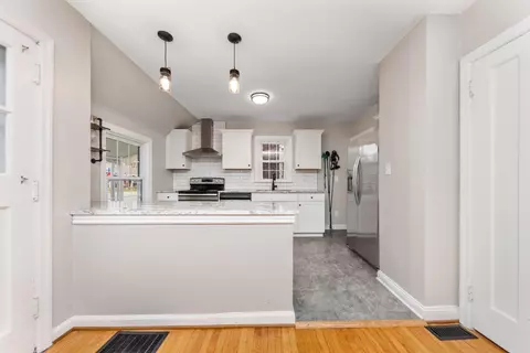 7033 Grace Ave, Cincinnati, OH 45227 photo 9