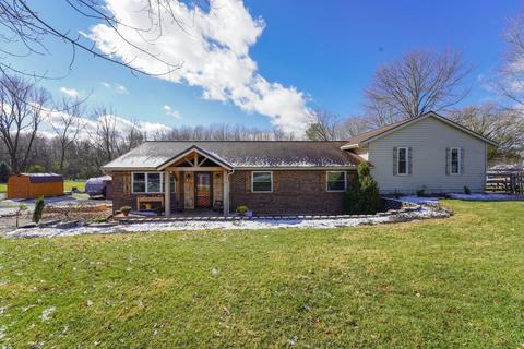 72 Dudley Rd, Blanchester, OH 45107 photo 2