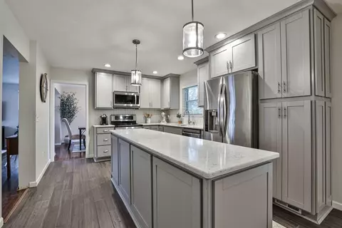4635 Elizabeth Pl, Blue Ash, OH 45242 photo 10