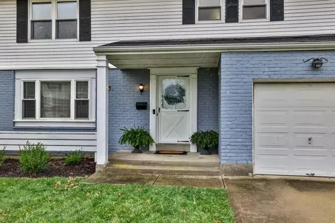 4635 Elizabeth Pl, Blue Ash, OH 45242 photo 3