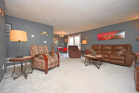 467 Vancouver Ct, Cincinnati, OH 45244 photo 5