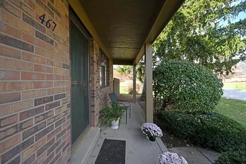 467 Vancouver Ct, Cincinnati, OH 45244 photo 4