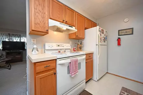 467 Vancouver Ct, Cincinnati, OH 45244 photo 12