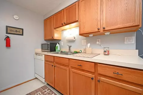 467 Vancouver Ct, Cincinnati, OH 45244 photo 13