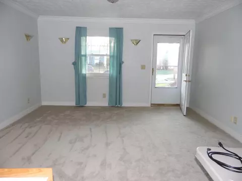 11640 Harrington Ct, Forest Park, OH 45240 photo 5