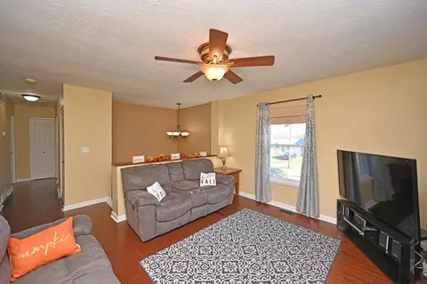 12115 Westerly Dr, Cincinnati, OH 45231 photo 5
