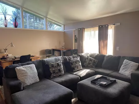 10921 Carnegie Dr, Forest Park, OH 45240 photo 4