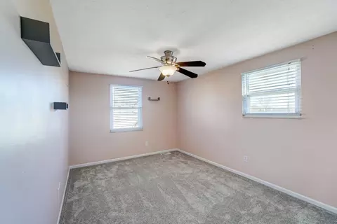 2497 Crest Rd, Cincinnati, OH 45231 photo 9
