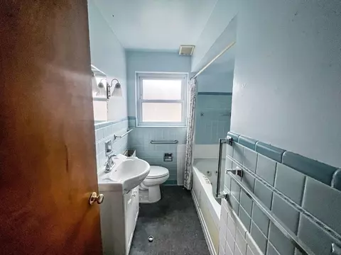 3984 Watterson Rd, Fairfax, OH 45227 photo 6