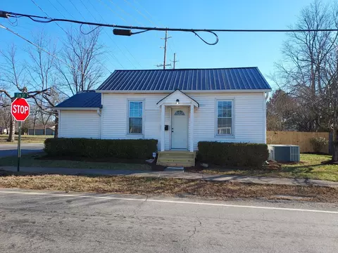446 Elm St, Georgetown, OH 45121 photo 1