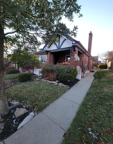 4121 Jora Ln, Cincinnati, OH 45209 photo 2