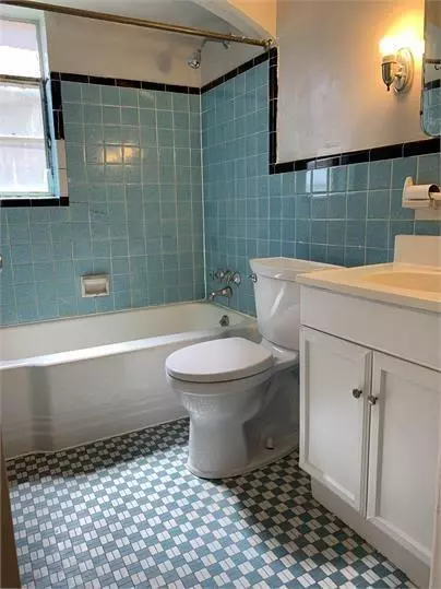 7212 Reading, Cincinnati, OH 45237 photo 2