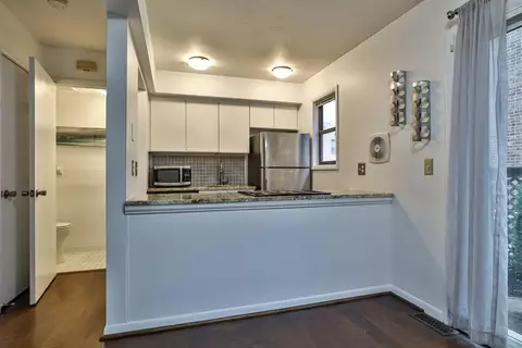 1421 Mcmillan St, Cincinnati, OH 45206 photo 7