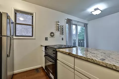 1421 Mcmillan St, Cincinnati, OH 45206 photo 9