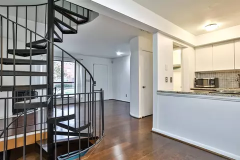 1421 Mcmillan St, Cincinnati, OH 45206 photo 6