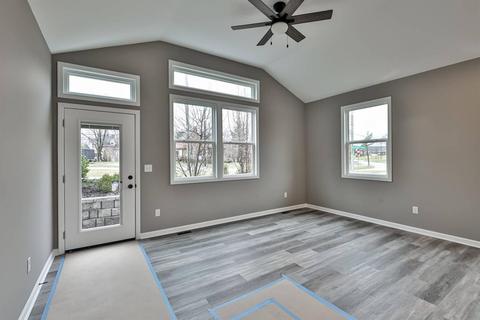 3389 Forestview Gardens Dr, Cincinnati, OH 45211 photo 6