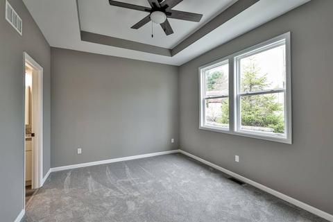 3389 Forestview Gardens Dr, Cincinnati, OH 45211 photo 13