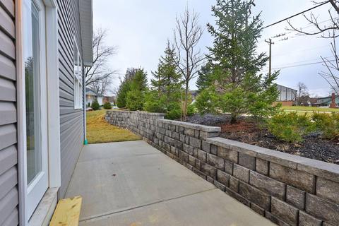 3389 Forestview Gardens Dr, Cincinnati, OH 45211 photo 22