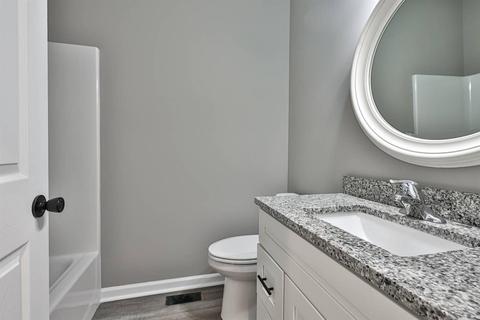 3389 Forestview Gardens Dr, Cincinnati, OH 45211 photo 19