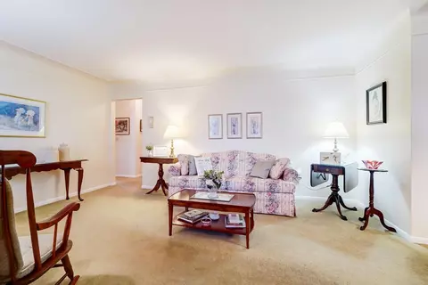 752 Converse Dr, Forest Park, OH 45240 photo 2