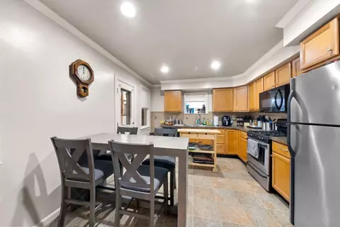 58 Laurel, Cincinnati, OH 45216 photo 9