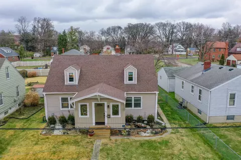 58 Laurel, Cincinnati, OH 45216 photo 2