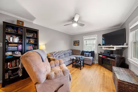 58 Laurel, Cincinnati, OH 45216 photo 7