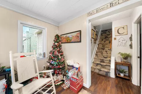 58 Laurel, Cincinnati, OH 45216 photo 5