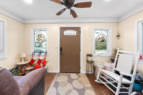58 Laurel, Cincinnati, OH 45216 photo 3