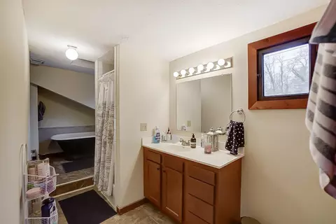585 Torrence, Cincinnati, OH 45208 photo 15