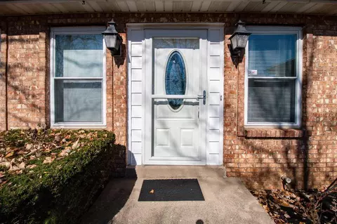 934 Sarbrook Dr, Cincinnati, OH 45231 photo 3