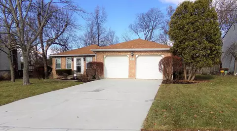 934 Sarbrook Dr, Cincinnati, OH 45231 photo 1