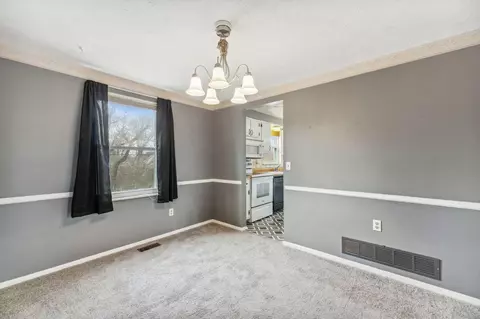 1464 Longacre Dr, Forest Park, OH 45240 photo 7