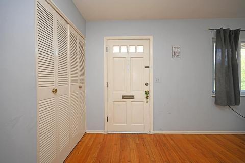 1267 Meadowbright Ln, Cincinnati, OH 45230 photo 3