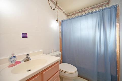 1267 Meadowbright Ln, Cincinnati, OH 45230 photo 17