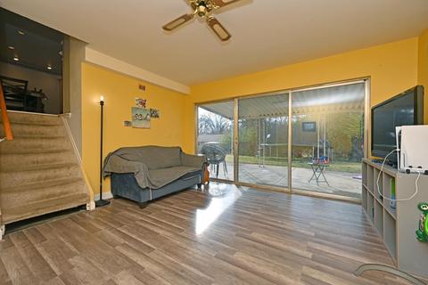 1267 Meadowbright Ln, Cincinnati, OH 45230 photo 23