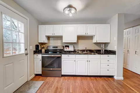 496 Bessinger Dr, Forest Park, OH 45240 photo 10