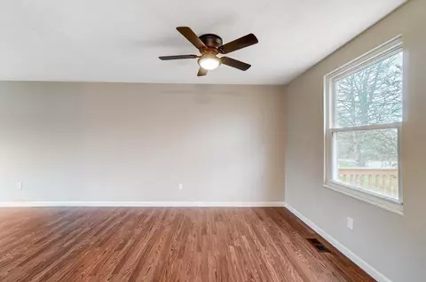 496 Bessinger Dr, Forest Park, OH 45240 photo 8