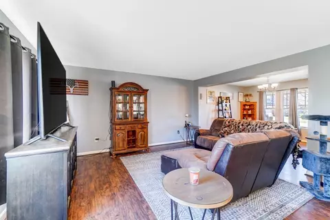 6008 Oak Leaf Ct, Morrow, OH 45152 photo 2