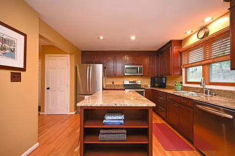 7731 Forest Rd, Cincinnati, OH 45255 photo 9