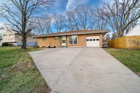 11389 Rose Ln, Cincinnati, OH 45240 photo 2