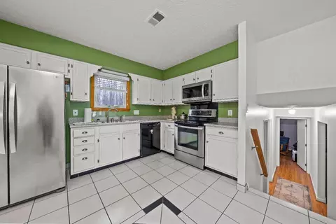 4280 Wuebold Ln, Cincinnati, OH 45245 photo 6