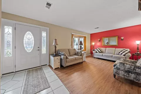 4280 Wuebold Ln, Cincinnati, OH 45245 photo 3