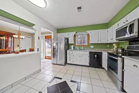 4280 Wuebold Ln, Cincinnati, OH 45245 photo 5